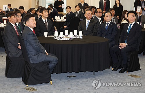 은행권, '금융취약계층 지원' 6천억 민생금융 투입 본격화_윤슬기