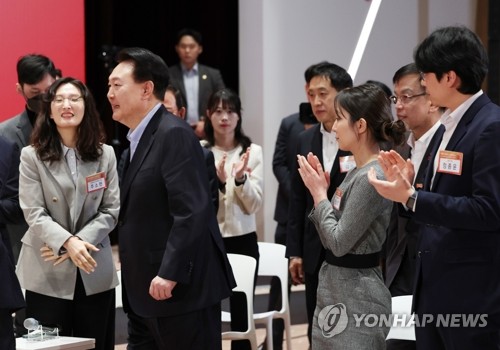 최상목, 尹 주식 세제 개혁 주문에 "과감히 해보겠다"_신윤우