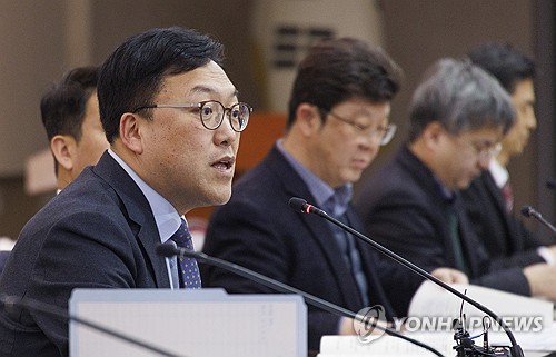71년생 '추진력 있는 에이스' 김병환, 금융당국 수장으로 금의환향_정원