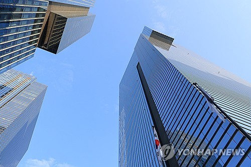 "실적 회복 느릴 듯"…노무라, 삼성전자 목표주가 9만5천원으로 하향_김지연