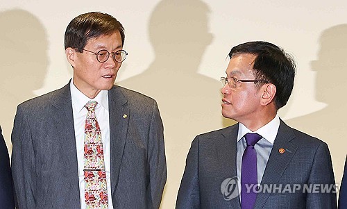 내일 최상목·이창용 '역동경제·잠재성장률' 머리 맞댄다_최진우
