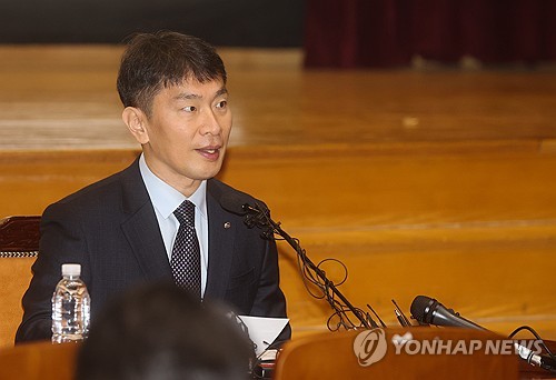 이복현 "중대형 건설사, 상반기 중 예상못한 충격 주는 일 없을 것"_이현정