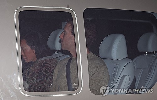 이재용 삼성전자 회장과 만찬 마친 저커버그