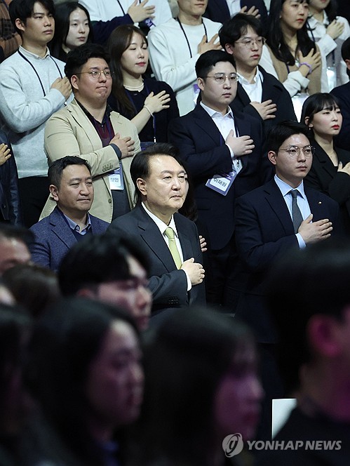 회사서 출산지원금 1억 받아도 세금 '제로'…전액 비과세(종합)_최진우