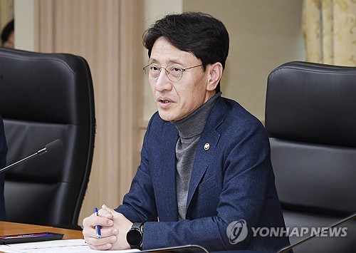 기재차관 "2월말 기준 재정 SOC 4.8조 집행…사업추진 가속화"_최욱