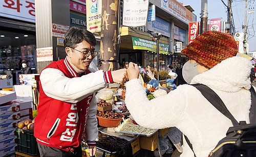 [총선 뛰는 경제통-3] 기재차관 출신 김완섭…소통 능한 예산통_최진우