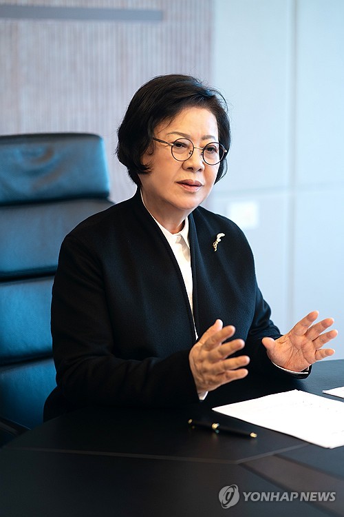 한미그룹 송영숙 "아들들, 해외에 지분 매각할 것…후계자는 임주현"_김학성