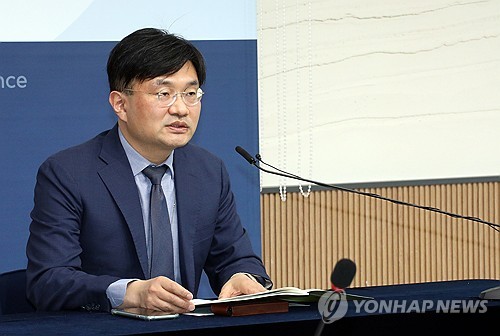 기재부 "전산업생산 감소로 회복경로의 불확실성 확대"_박준형