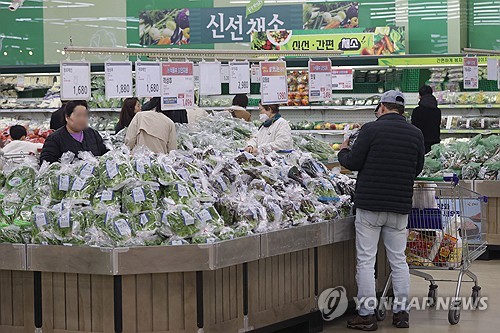 기재차관 "정부 물가안정대책이 소비자가격에 제대로 반영돼야"_최진우