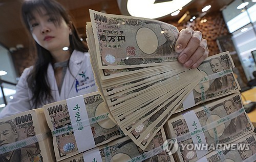 [엔캐리 촉각④] 일학개미에 환노출 ETF 이미 뜨겁다_박경은