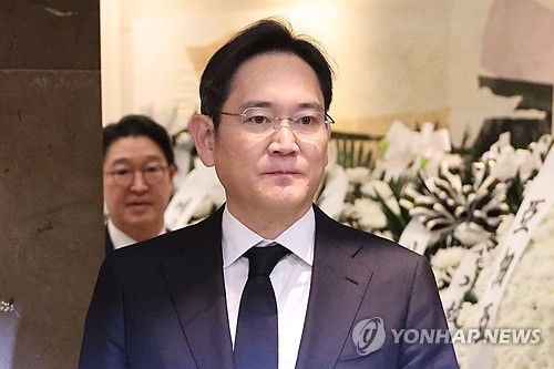 조석래 효성 명예회장 빈소 조문한 이재용 회장