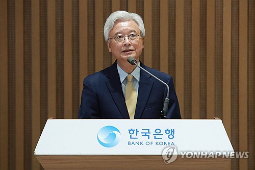 이재명, 조윤제 前금통위원과 오찬…고환율·저성장 논의_한종화