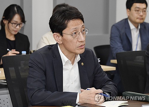 기재차관 "SOC 투자 집행 중점 관리…건설경기 뒷받침"_박준형