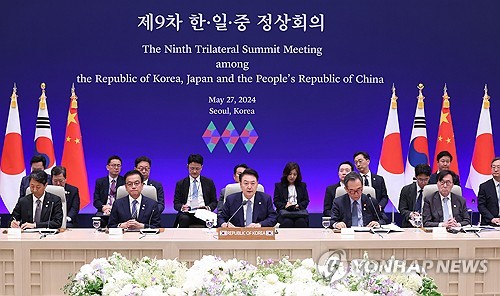 (서울=연합뉴스) 홍해인 기자 = 윤석열 대통령이 27일 청와대 영빈관에서 열린 제9차 한일중 정상회의에서 발언하고 있다. 2024.5.27 [대통령실통신사진기자단] hihong@yna.co.kr