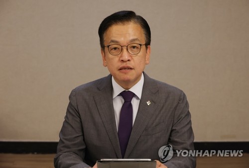 (서울=연합뉴스) 최재구 기자 = 최상목 경제부총리 겸 기획재정부 장관이 4일 서울 종로구 정부서울청사에서 열린 물가관계장관회의에서 발언하고 있다. 2024.6.4 jjaeck9@yna.co.kr