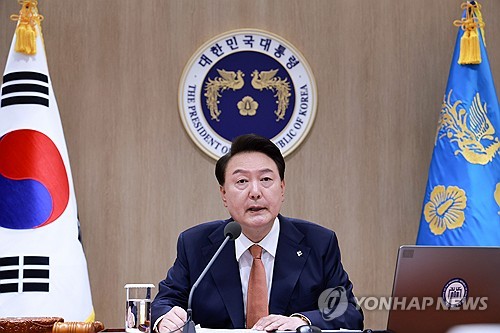 (서울=연합뉴스) 홍해인 기자 = 윤석열 대통령이 18일 서울 용산 대통령실 청사에서 열린 국무회의에서 발언하고 있다. 2024.6.18 hihong@yna.co.kr