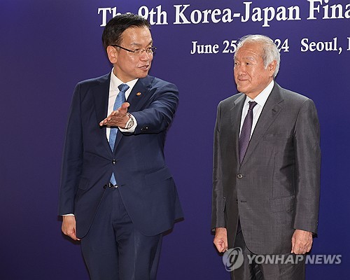 영국 찍고 일본ㆍ홍콩…'WGBI 반드시' 기재부, 투자자 100곳 만나_최진우