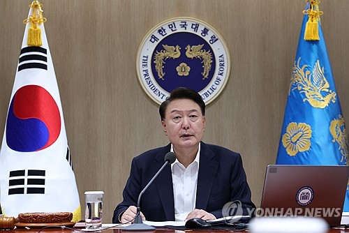 (서울=연합뉴스) 진성철 기자 = 윤석열 대통령이 2일 서울 용산 대통령실 청사에서 열린 국무회의에서 발언하고 있다.  2024.7.2  [대통령실통신사진기자단] zjin@yna.co.kr