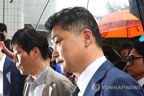 카카오 김범수 구속 '초유의 사태'…경영쇄신 제동_온다예