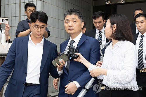 "카카오뱅크 M&A 기대 시기상조…한국금융지주에도 부담"_서영태