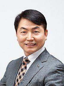 제너시스BBQ, 신임 대표에 미니스톱 출신 심관섭 전 대표 선임_정필중