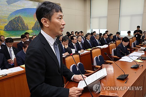국감 이슈된 'ETF 몰아주기'…내달 중순께 윤곽_박경은