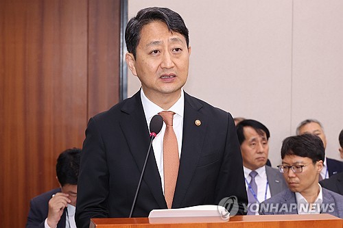 안덕근 "첨단산업 초격차 선도…무탄소에너지화 촉진"_이효지