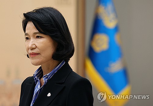 이진숙 방통위원장 "악순환 끝내야…탄핵심판 성실히 임할 것"_김학성