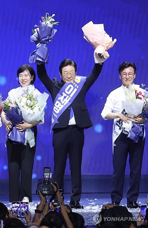 '재임 성공' 이재명 2기…교착상태 금투세 논란 종지부 찍을까_한종화