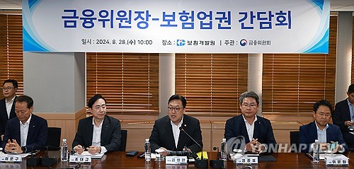 김병환 "운용사 투자자 기대에 부응 못 해…장기 연금 상품 개발해야"_박경은