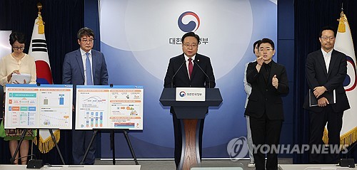 복지부 "국민연금 낸 만큼은 돌려준다…국고 투입 사회적 논의 필요"_송하린