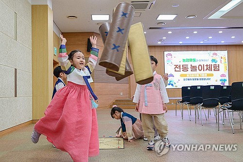 추석 연휴 대출만기·카드결제일 19일로 자동 연기_이현정