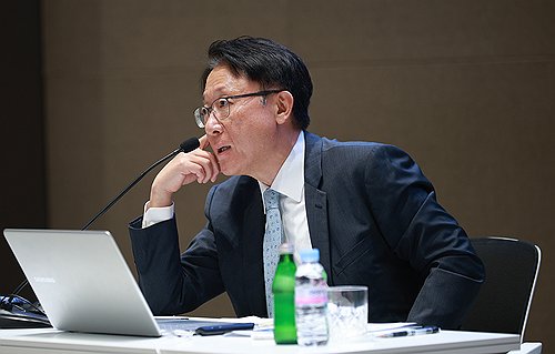 신성환 금통위원 "통화정책, 경기 하방압력 완화에 비중"_오진우