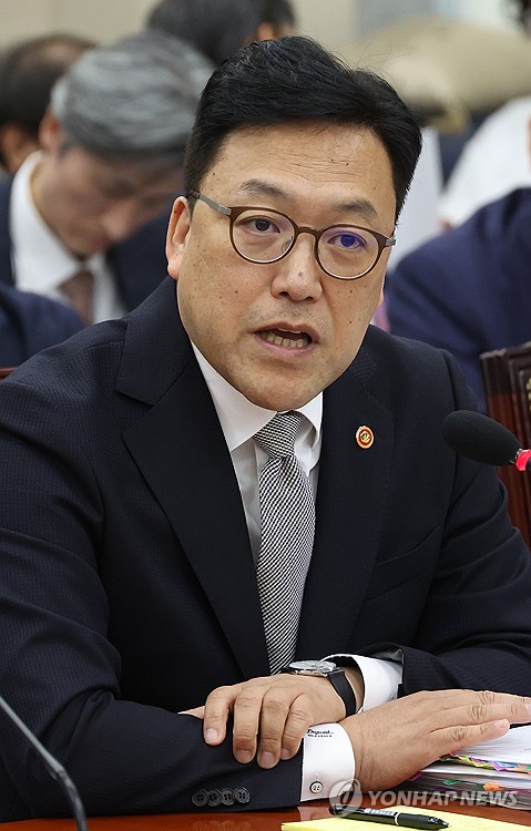 김병환 "금융지주 사외이사 역할 취지에 맞게 운용해야"_이현정