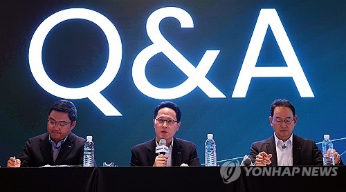 [일촉즉발 두산합병①] 끊이지 않는 두산밥캣 저평가 논란_김경림