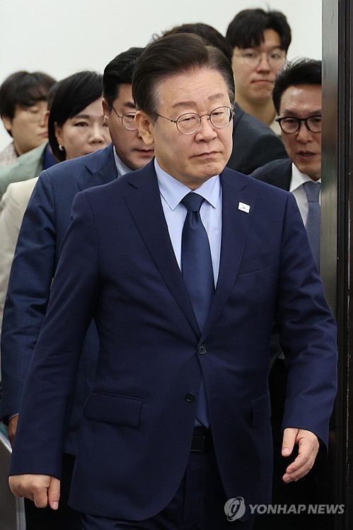 이재명, '샤워실의 바보·서유기 파초선' 언급한 이유는_한종화