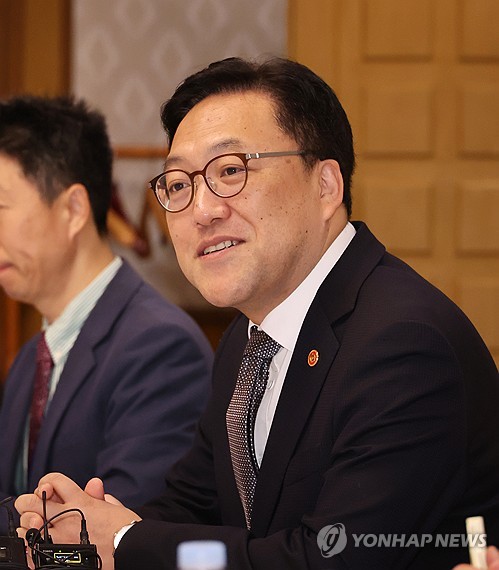 김종국·채수빈 등 '금융의 날' 표창…김병환 "금융혁신 지속"_정원