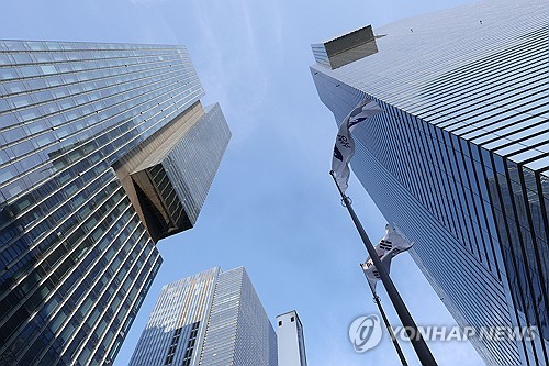 딥시크·美보조금 변수·실적까지…가시방석 연휴 보낸 삼성전자_김학성