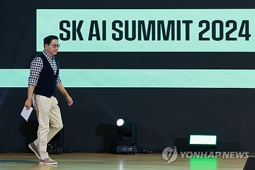 [기업 이모저모] 최태원 회장이 본 빅테크 CEO_김학성