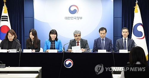 IMF "韓경제 하방 리스크 커…통화·재정으로 대응 가능"_박준형