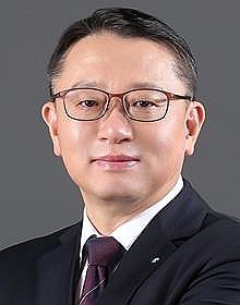 비주류서 '구원투수'로…정진완, 위기의 우리은행 구할까_정원