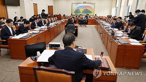 대부업 등록 자본요건 강화 법안 정무위 소위 통과_한종화