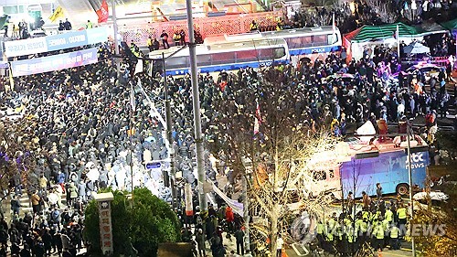 "계엄령 이슈 빠른 해소…간밤 변동성 확대는 해프닝으로 끝날 것"_박경은