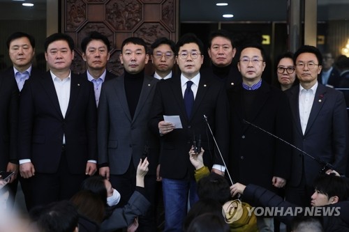 민주 "尹 2차 계엄 시도한다면 금방 진압될 것"_한종화