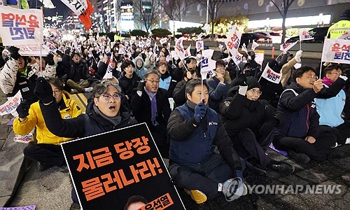 [전문가 인터뷰] "韓 정국 가늠 일러…예산 지연시 조기 금리인하 위험"_강수지