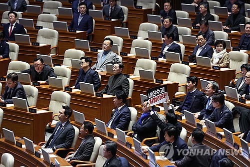 탄핵안 폐기에도 여전한 후폭풍…실손보험 개혁안 어쩌나_정지서