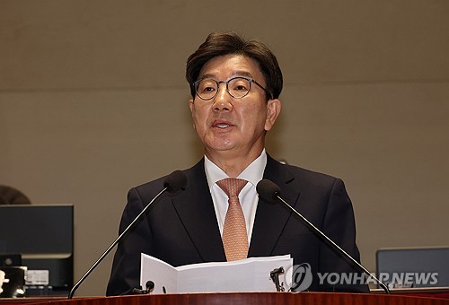 권성동 "국회의 헌재재판관 추천은 검사가 판사 고르는 것과 마찬가지"_한종화