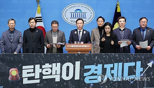 여야 공방에도 추경은 '상수'…시기·규모는 '변수'_한종화