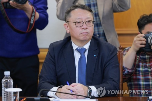 정진완 우리은행장 "외형성장 보단 내실…시장신뢰 되찾을 것"_윤슬기