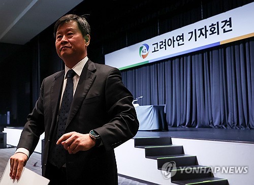 기자회견 마친 박기덕 고려아연 대표이사